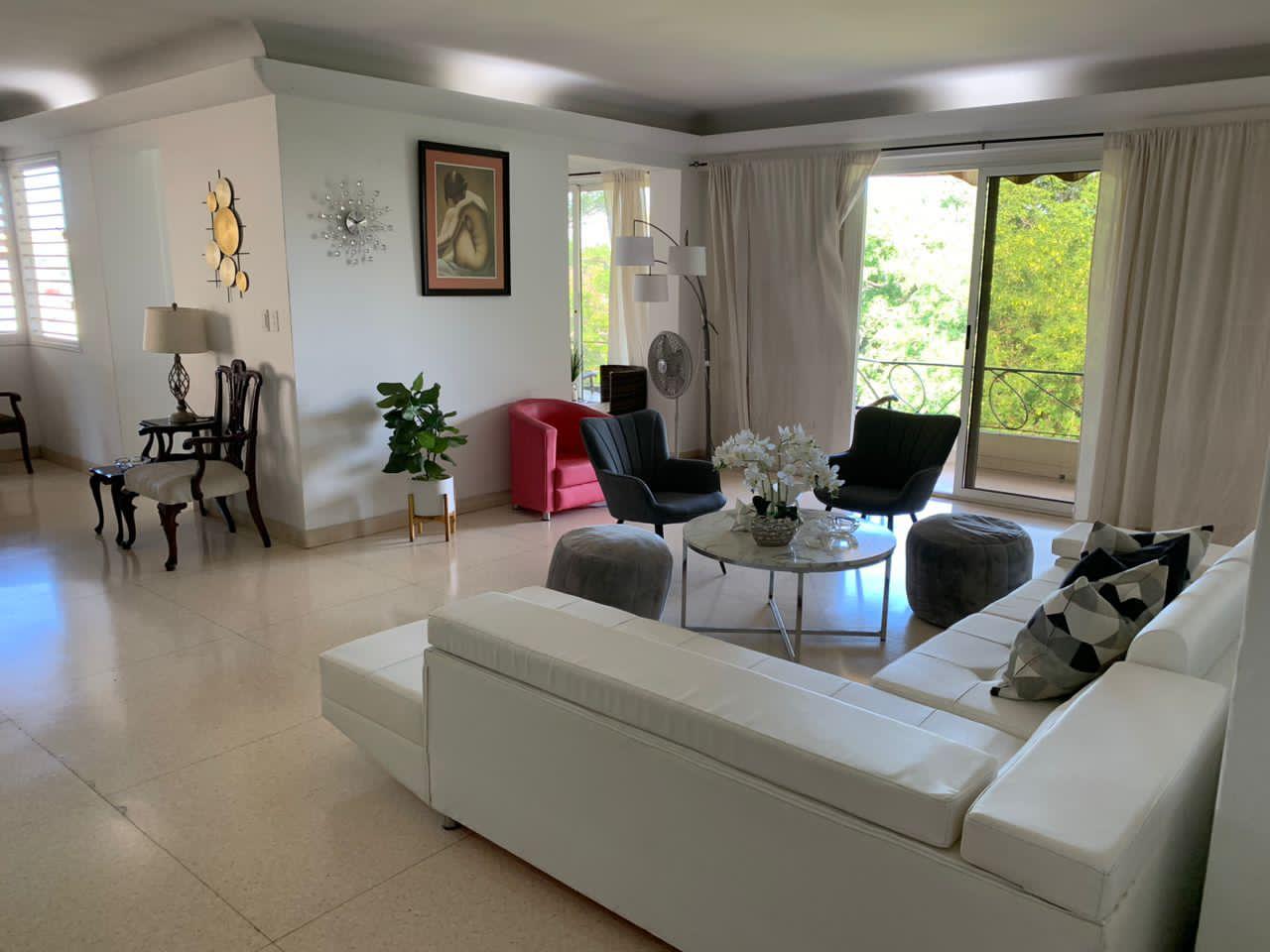 La_Suite_de_July